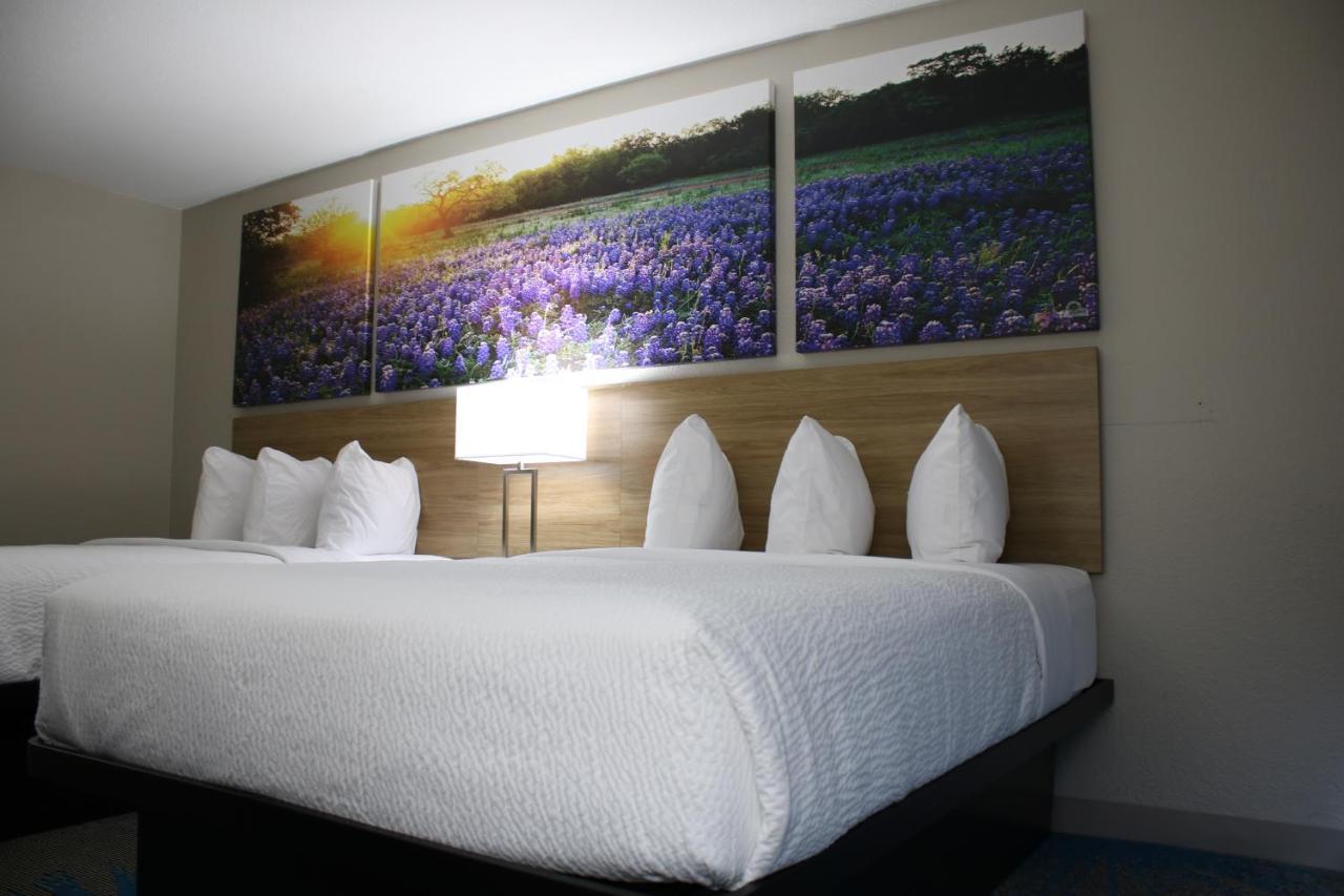 Days Inn By Wyndham Waco University Area 外观 照片