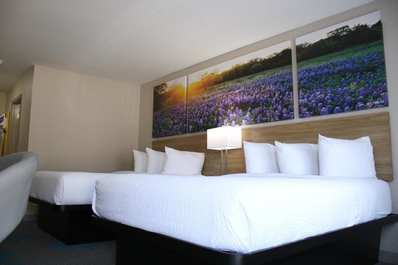 Days Inn By Wyndham Waco University Area 外观 照片
