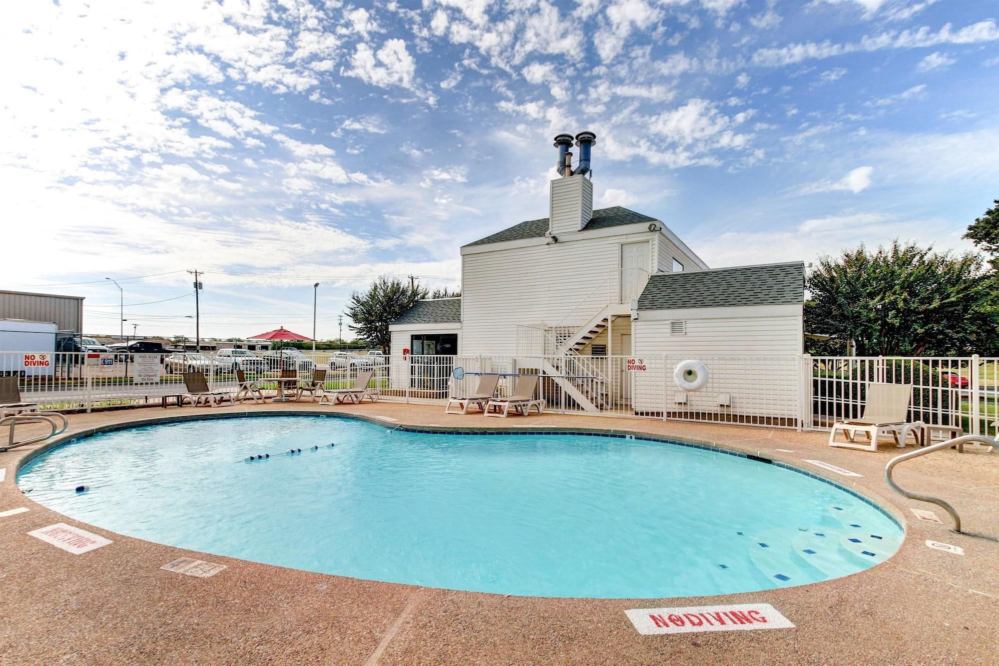 Days Inn By Wyndham Waco University Area 外观 照片